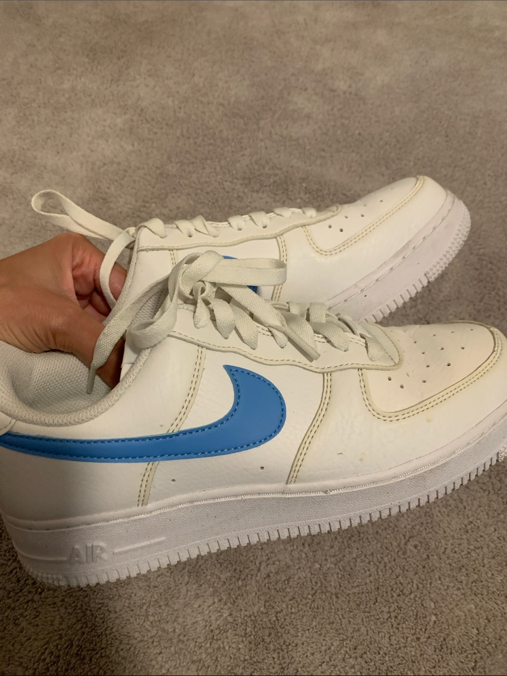 Nike women’s Air Force 1 white & blue sneakers!